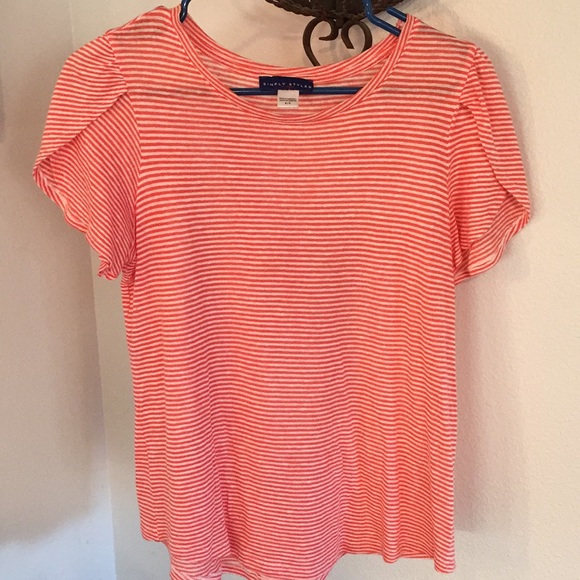 Simply Styled Tops - Simply styled tee shirt